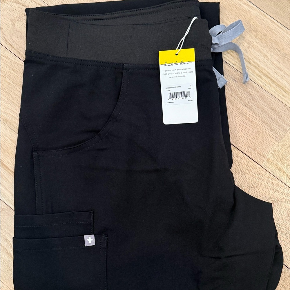 Figs Kade Cargo Scrubs Pants-New L
